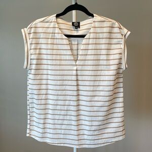 Bobeau White and Tan Striped Blouse Women’s Size Medium